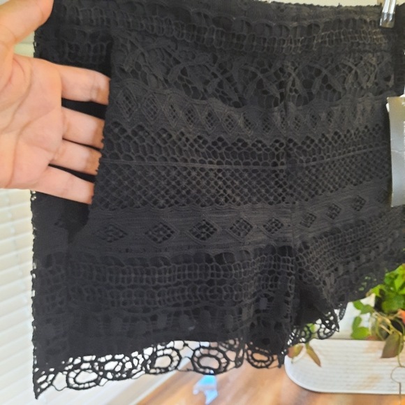 French Connection Crochet Lace Shorts Black Size 4 - Picture 5 of 10